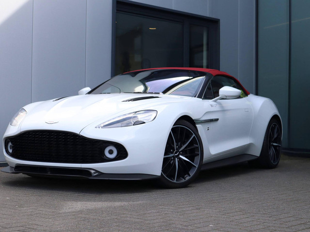 Aston Martin V12 Vanquish