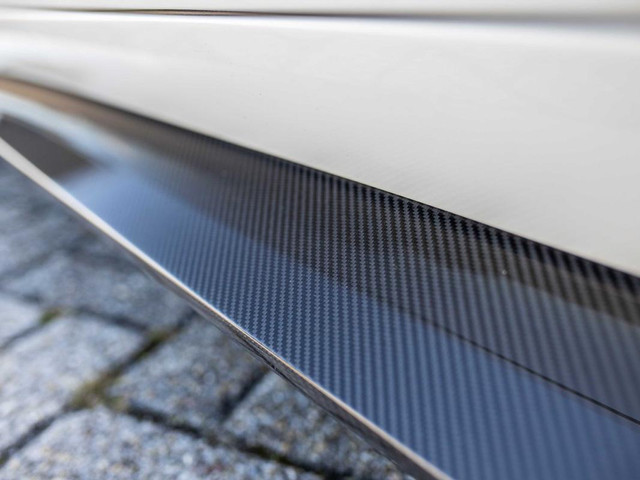 Aston Martin V12 Vanquish