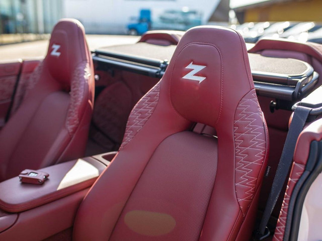 Aston Martin V12 Vanquish