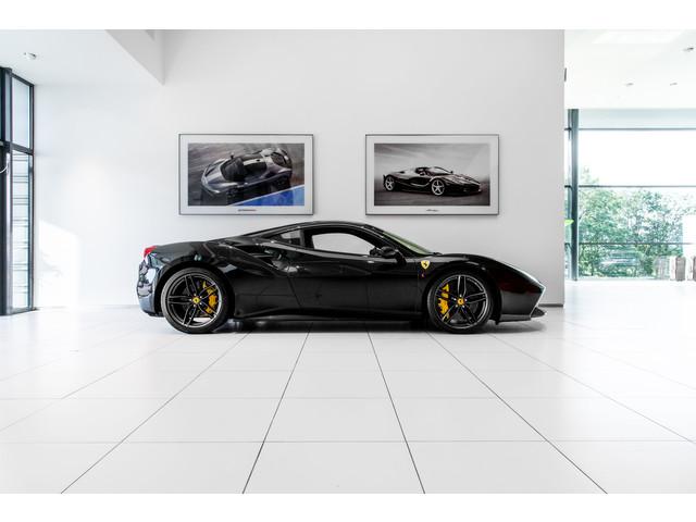 Ferrari 488