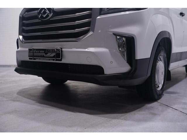 Maxus Deliver9