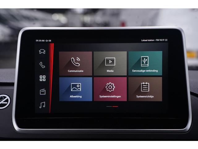 Maxus Deliver9