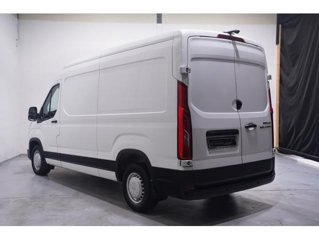 Maxus Deliver9