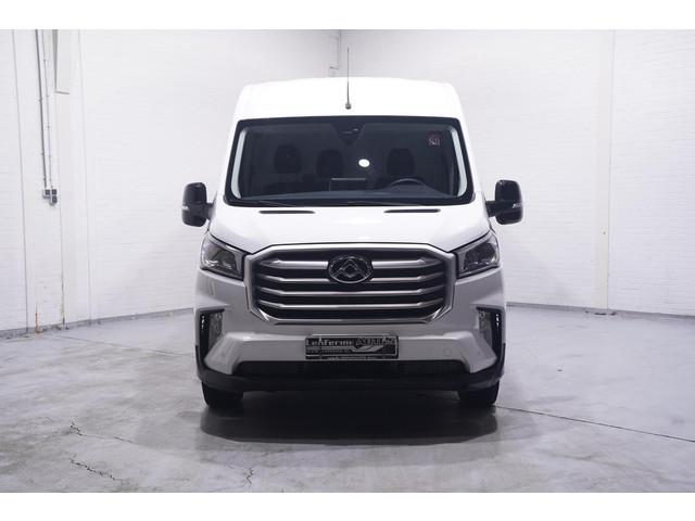 Maxus Deliver9