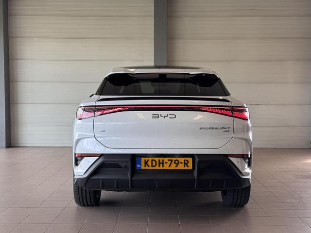 BYD SEALION