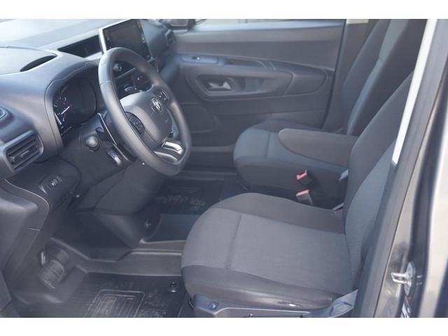 Toyota pro-ace