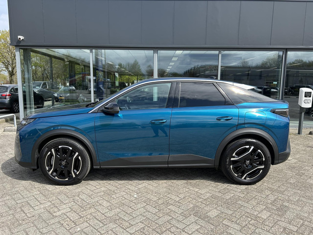 Peugeot E-3008