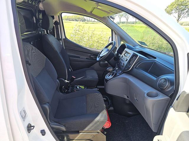 Nissan NV200