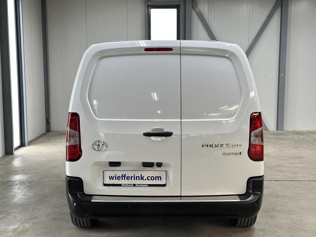 Toyota pro-ace