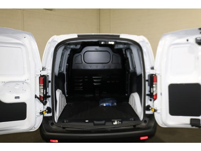 Ford E-Transit Courier