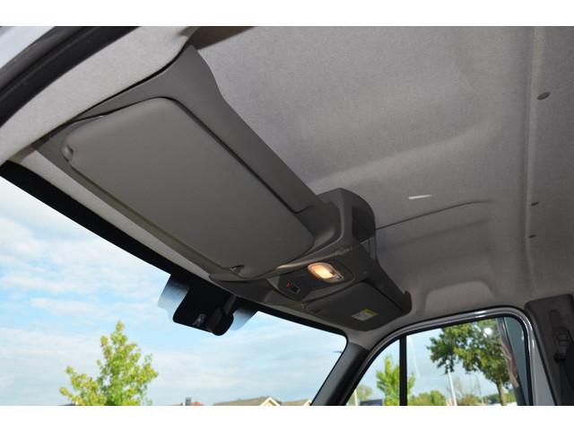 Nissan Interstar