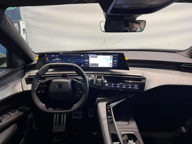 Peugeot E-3008