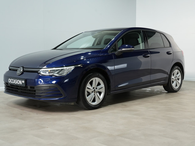 Volkswagen Golf 2023 Benzine