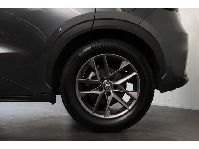 Lexus LBX