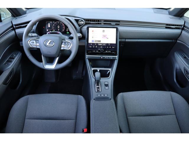 Lexus LBX