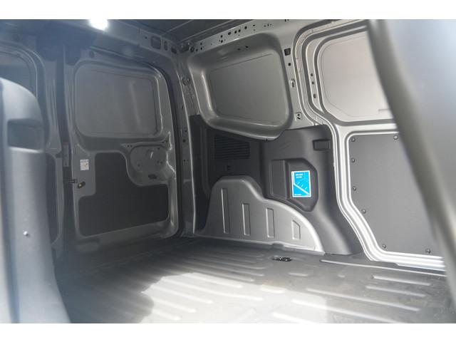 Ford E-Transit Courier