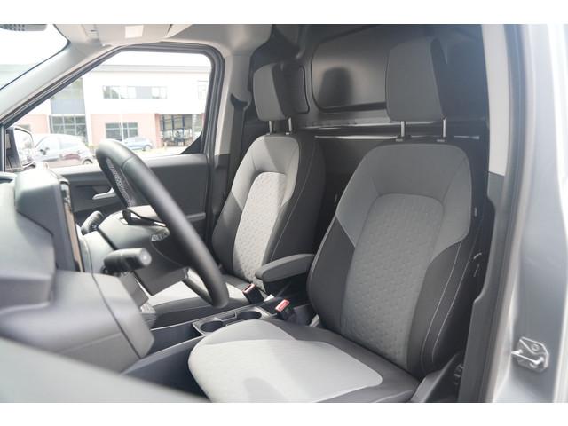 Ford E-Transit Courier