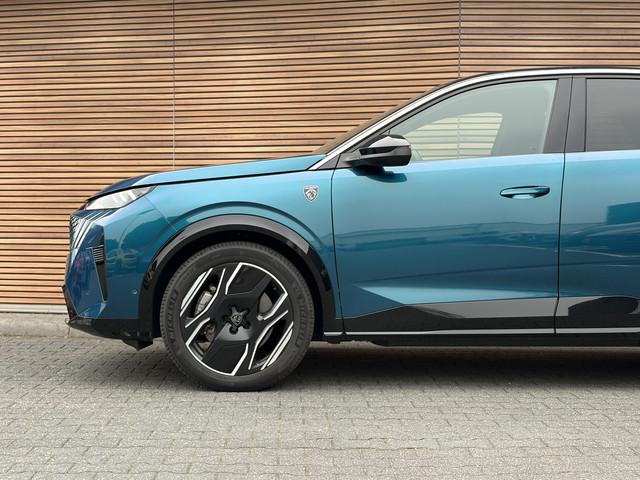 Peugeot E-3008