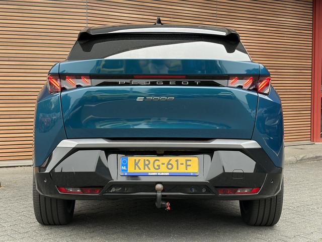 Peugeot E-3008