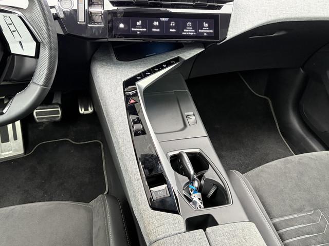 Peugeot E-3008
