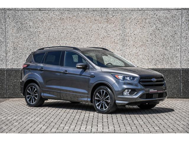 Ford Kuga 2017 Benzine
