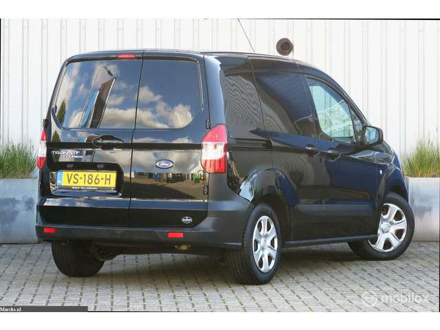 Ford Transit Courier