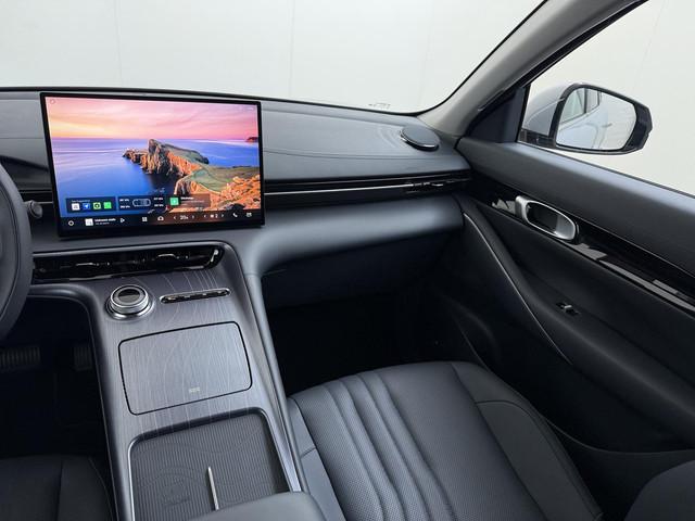 Geely E5