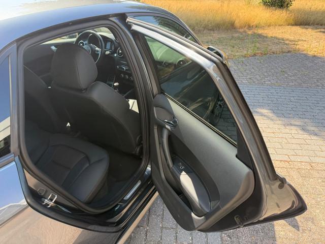 Audi S1