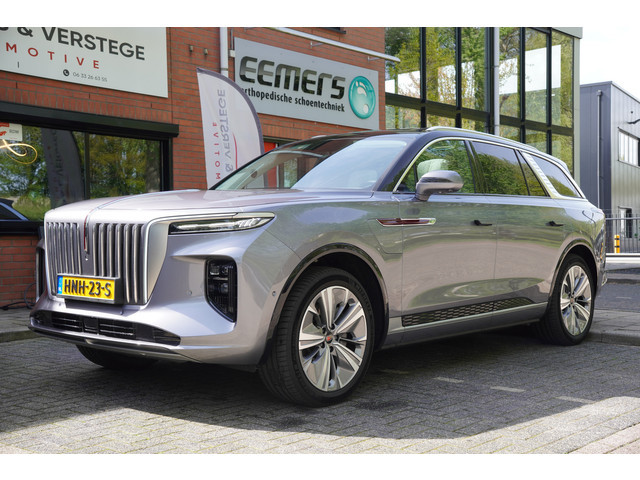 Hongqi E-HS9