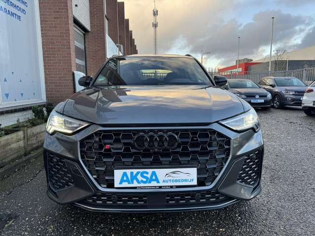 Audi RSQ3
