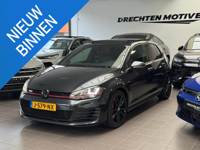 Volkswagen Golf 2016 Benzine