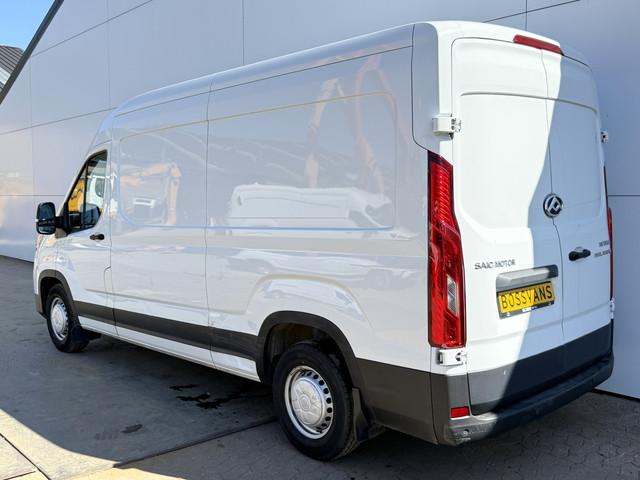 Maxus Deliver9