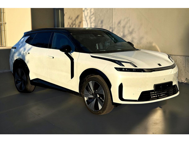 Lynk & Co 08 2026 Hybride