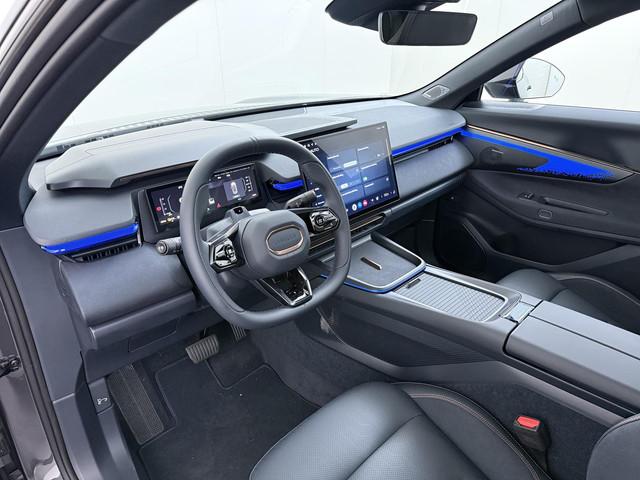 Lynk & Co 08