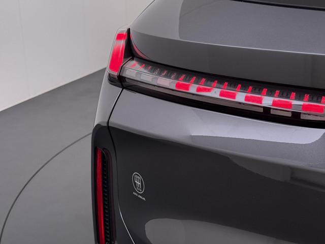 Lynk & Co 08