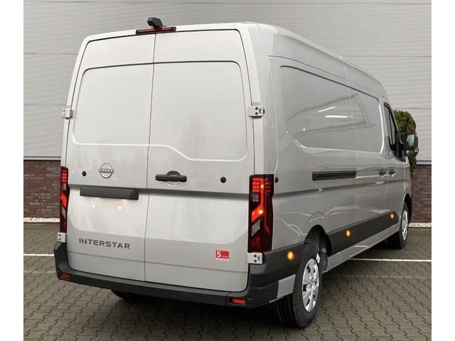 Nissan Interstar
