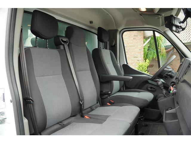 Nissan Interstar