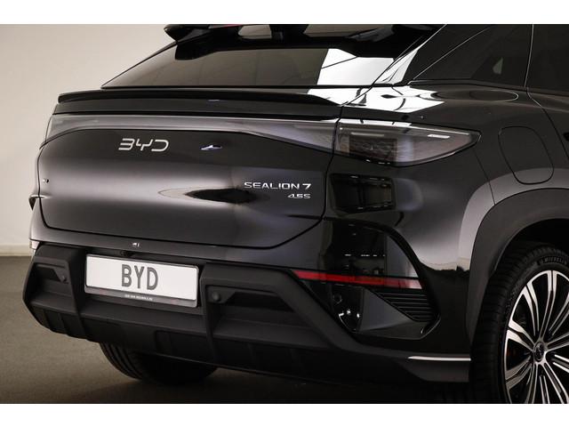 BYD SEALION
