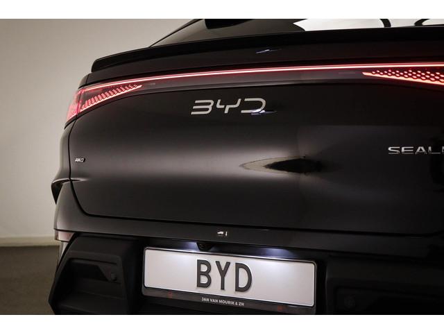 BYD SEALION