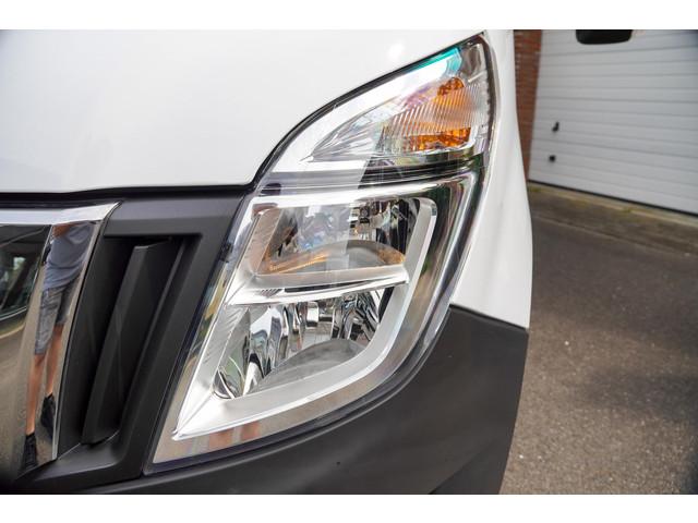 Nissan Interstar