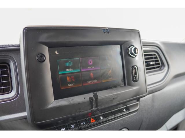 Nissan Interstar