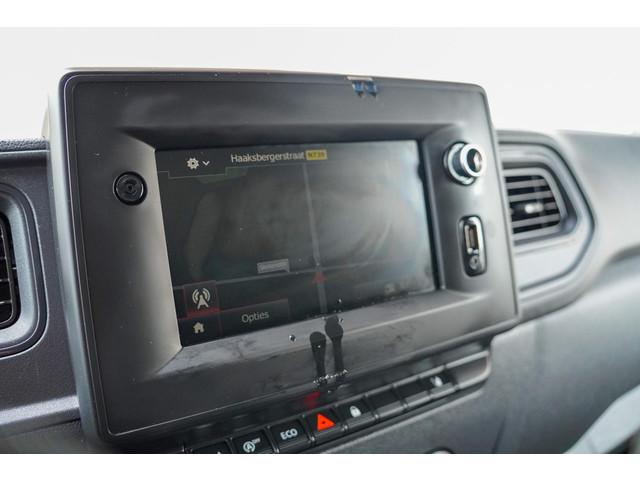 Nissan Interstar