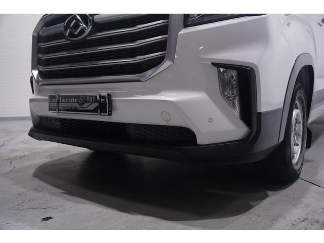 Maxus Deliver9