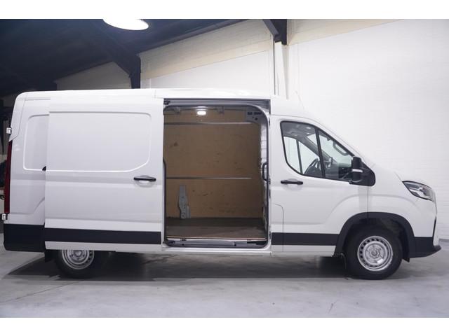 Maxus Deliver9