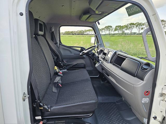 FUSO Canter