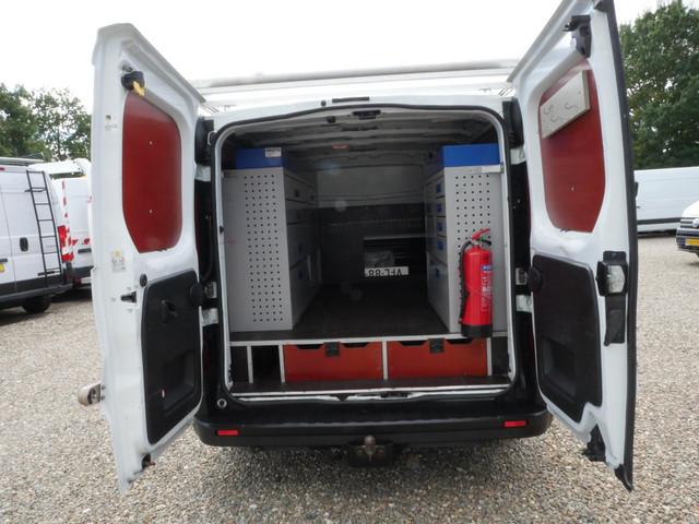 Nissan NV300