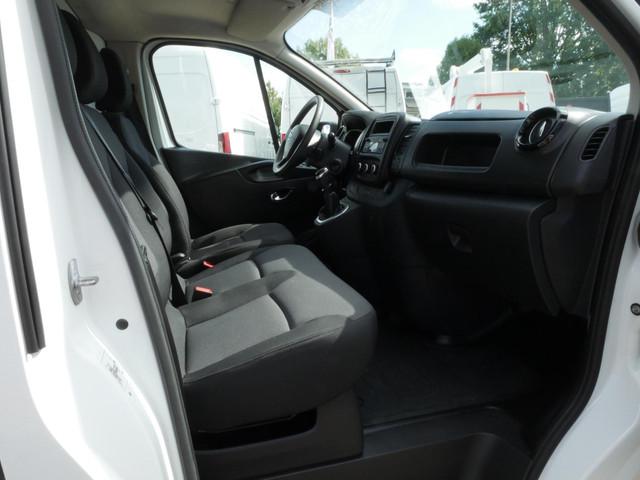 Nissan NV300