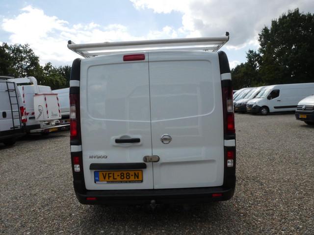Nissan NV300