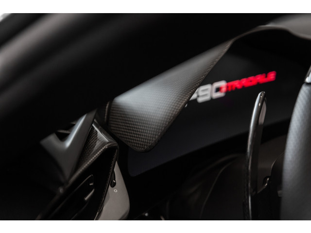 Ferrari SF90 Stradale