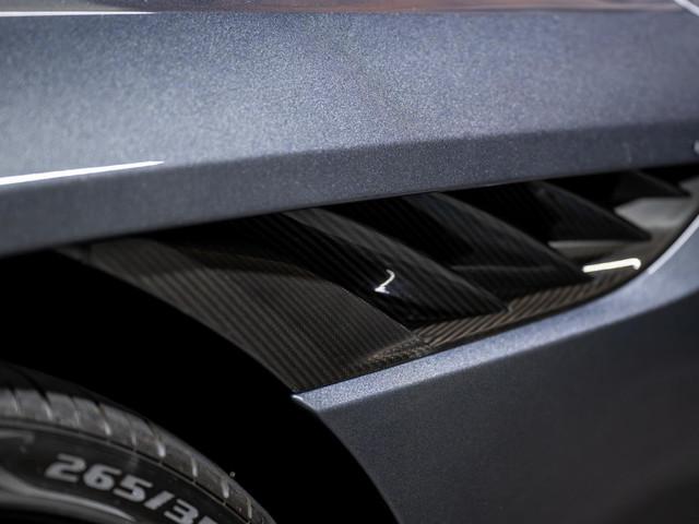 Aston Martin DBS